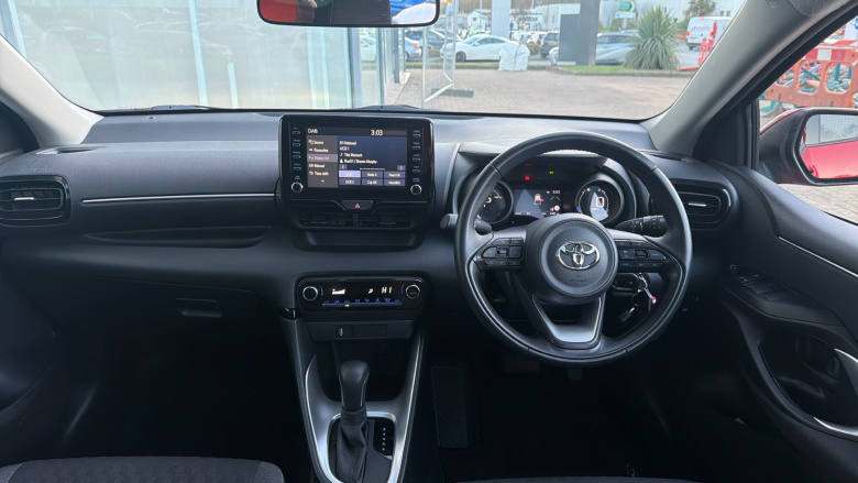 Toyota Yaris 1.5 Hybrid Design 5dr CVT Hybrid Hatchback